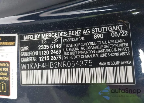 2022 Mercedes-Benz C 300 4Matic z USA, uszkodzony, nr VIN W1KAF4HB2NR054375